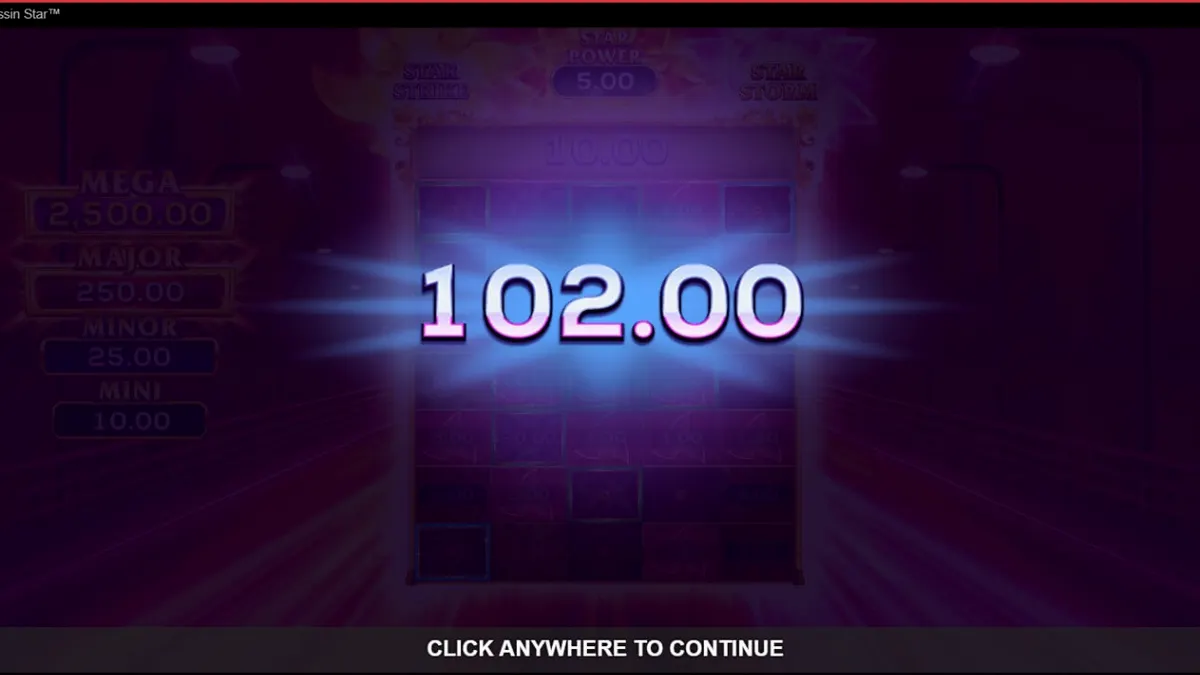 Cena cinematográfica do slot Assassin Star com elementos neon e shurikens